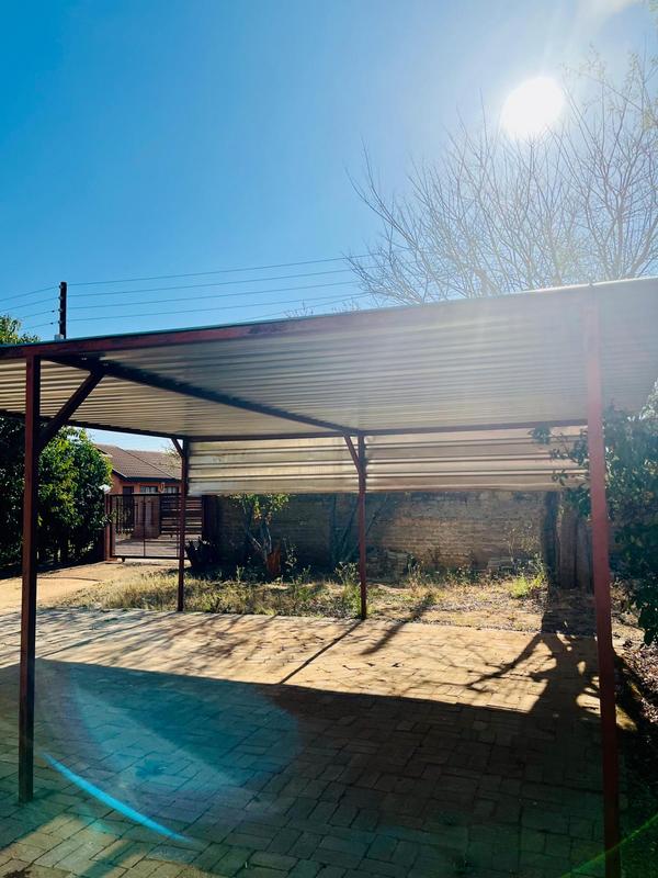 To Let 2 Bedroom Property for Rent in Mmabatho Unit 13 North West